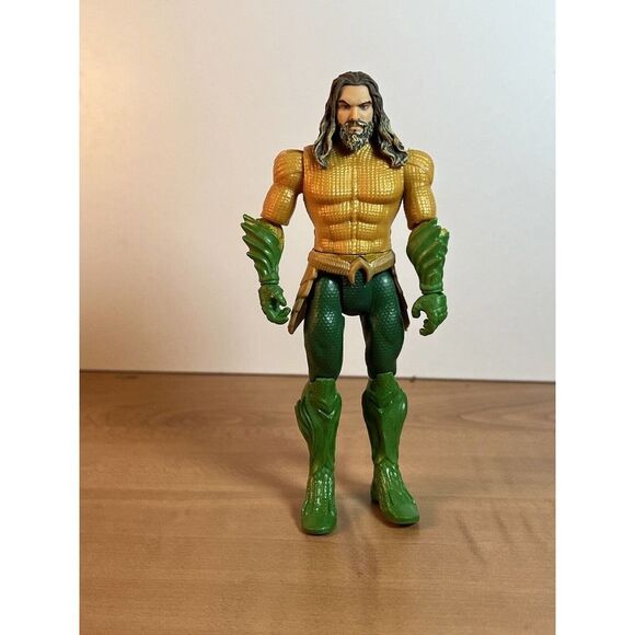 Aquaman Movie DC Comics Aqua Man Action Figure Royal Armor Green Gold - Picture 1 of 8